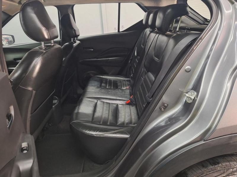 Nissan Kicks Sl CVT - foto 11
