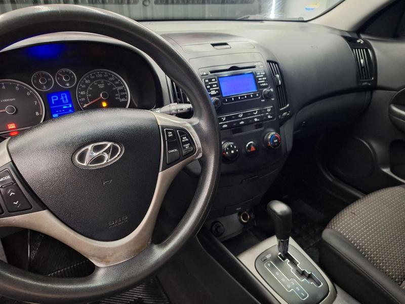 Hyundai i30 2.0 - foto 11