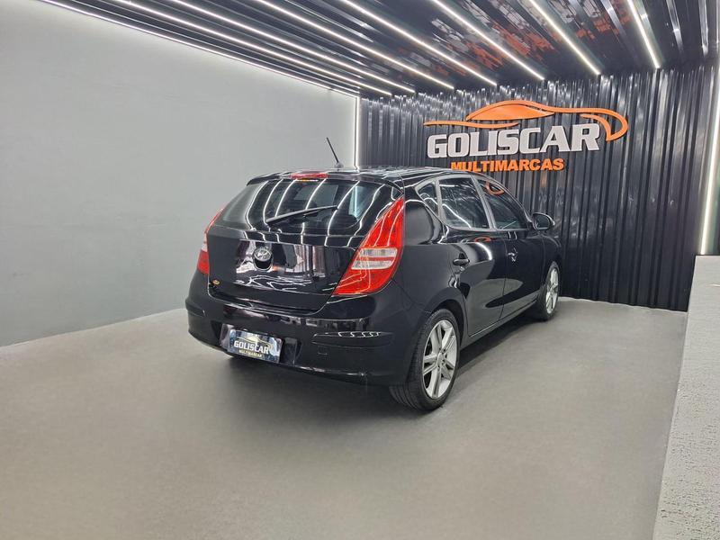 Hyundai i30 2.0 - foto 5
