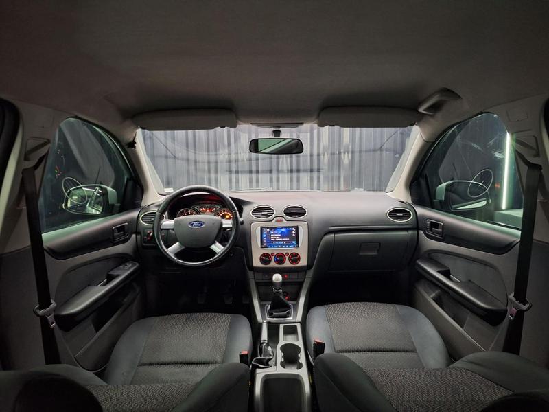 Ford Focus Sedan 1.6 1.6 Flex 8V 16V 4P Mec. - foto 6