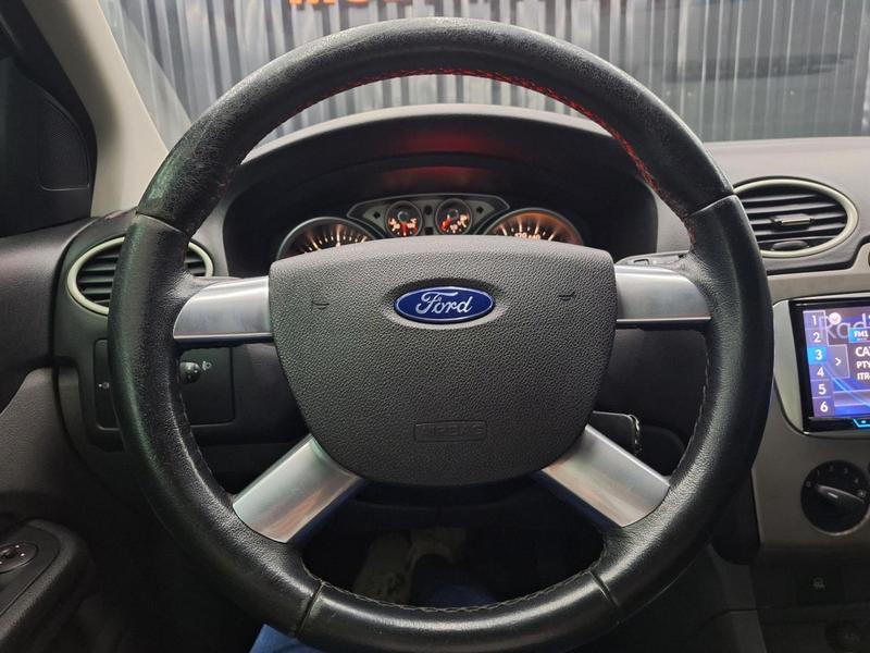 Ford Focus Sedan 1.6 1.6 Flex 8V 16V 4P Mec. - foto 10