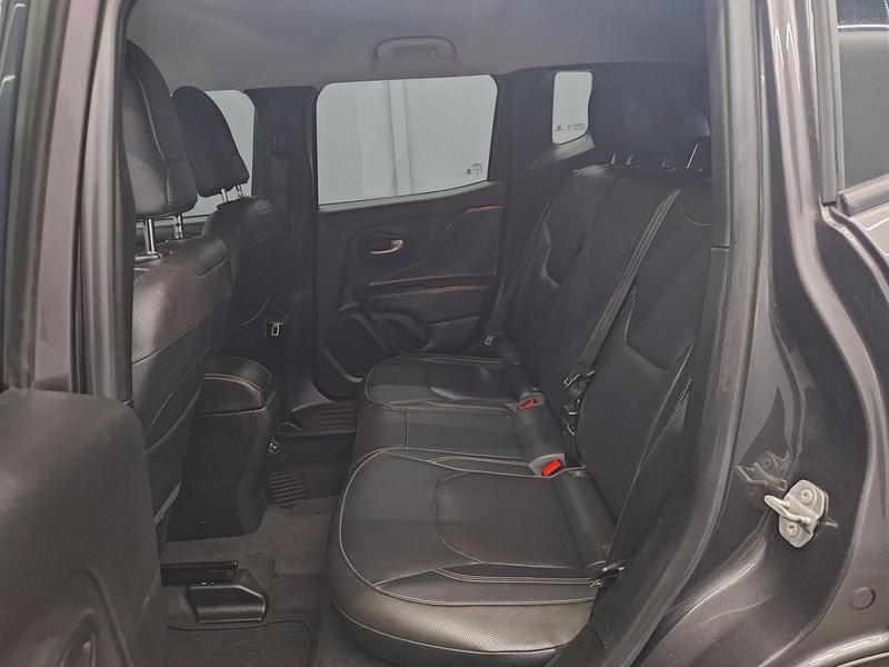 Jeep Renegade Sport T270 1.3 Tb 4X2 Flex Aut. - foto 11