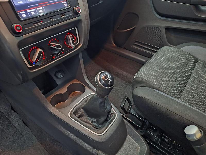 Volkswagen Fox Connect Mb - foto 17