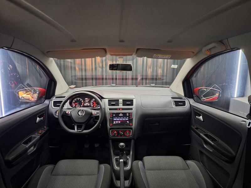 Volkswagen Fox Connect Mb - foto 14
