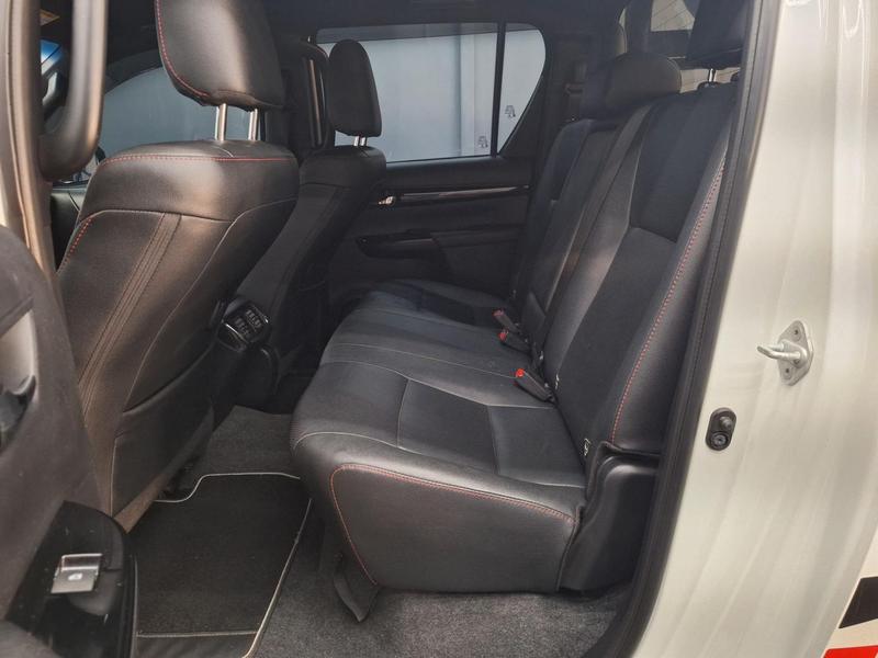 Toyota Hilux Cd Srx 4X4 2.8 TDI 16V Diesel Aut. - foto 11