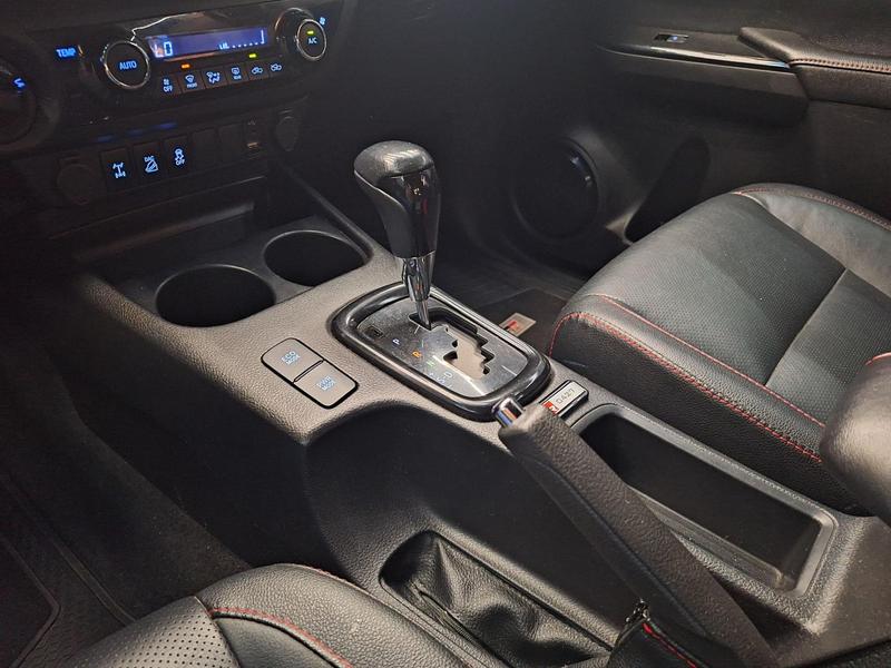 Toyota Hilux Cd Srx 4X4 2.8 TDI 16V Diesel Aut. - foto 15