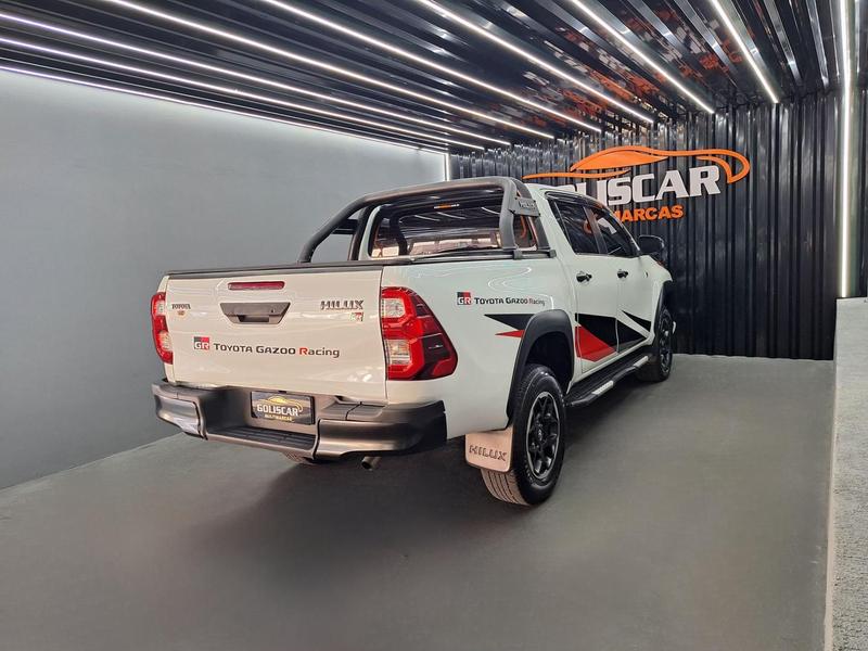 Toyota Hilux Cd Srx 4X4 2.8 TDI 16V Diesel Aut. - foto 5