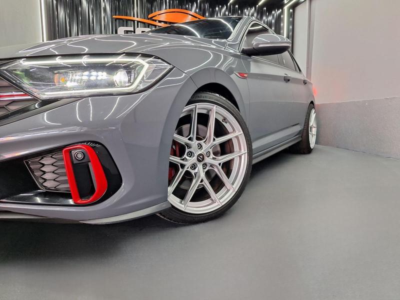 Volkswagen Jetta GLi - foto 4