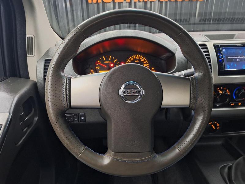 Nissan Frontier Le Cd 4X4 2.5 Tb Diesel Mec. - foto 12