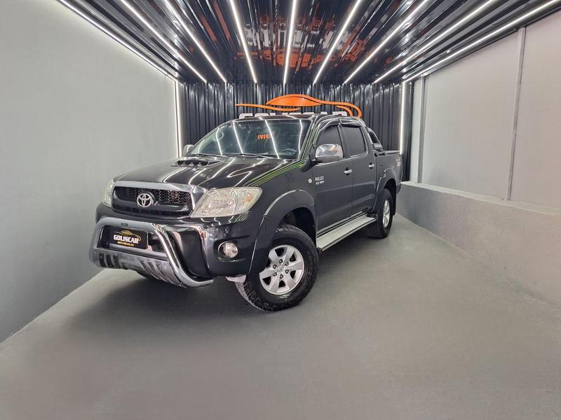 TOYOTA HILUX CD4X2 SR