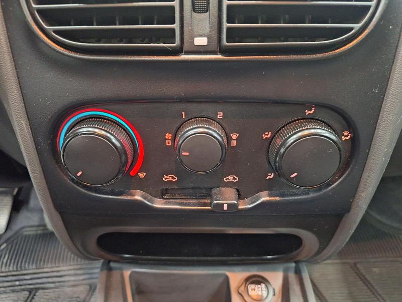Fiat Strada Adventure 1.8 1.8 Locker Flex Ce - foto 15