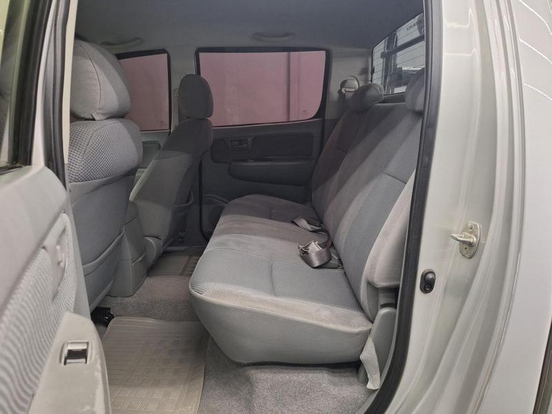 Toyota Hilux Cd4x4 Srv - foto 11