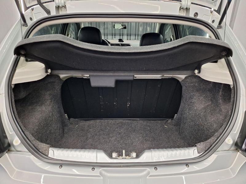 Volkswagen Gol 16l - foto 19