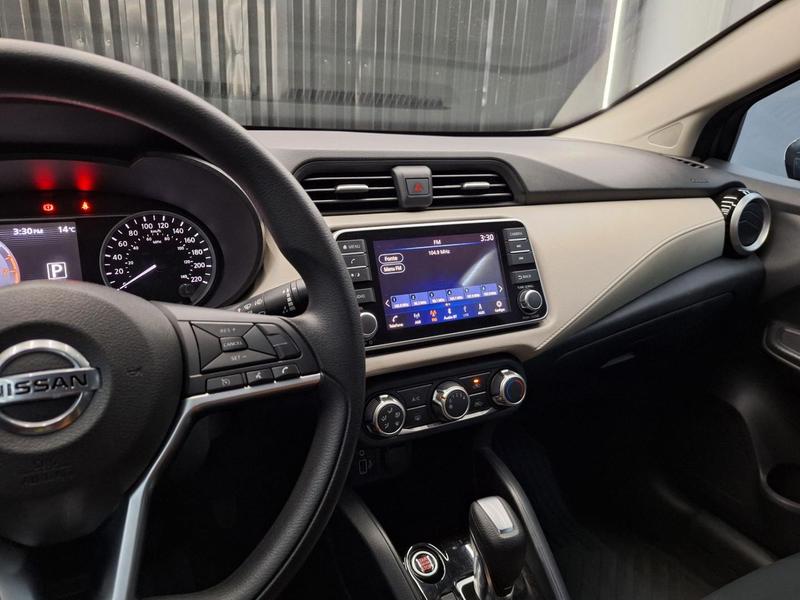 Nissan Versa Exclusive 1.6 16V Flex Aut. - foto 13