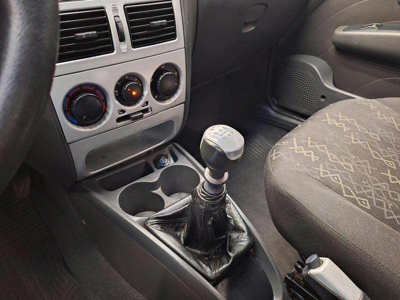 Fiat Strada Trekking 1.8 MPI Flex 8V Cs - foto 17