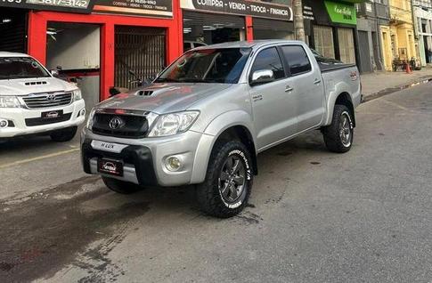 TOYOTA HILUX CD4X4 SRV