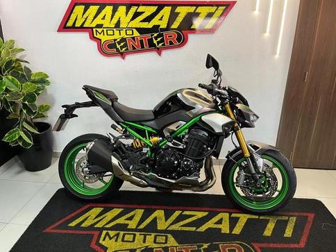 KAWASAKI Z900 R EDITION