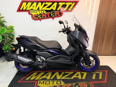 YAMAHA XMAX 300 CONNECTED