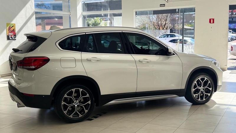 BMW X1 S 20i Active Flex - foto 4