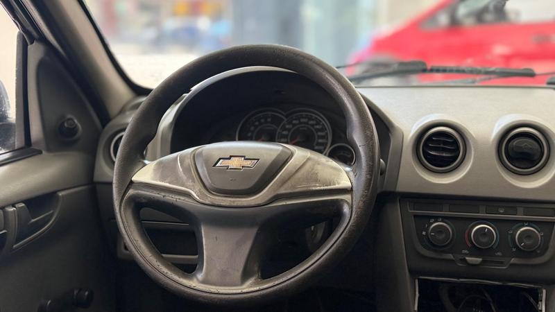 Chevrolet Prisma 14l LT - foto 8