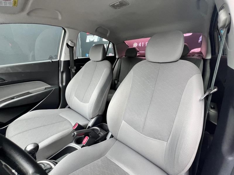 Hyundai HB20S 1.0 Confort Plus 12V Flex 4P Manual - foto 14