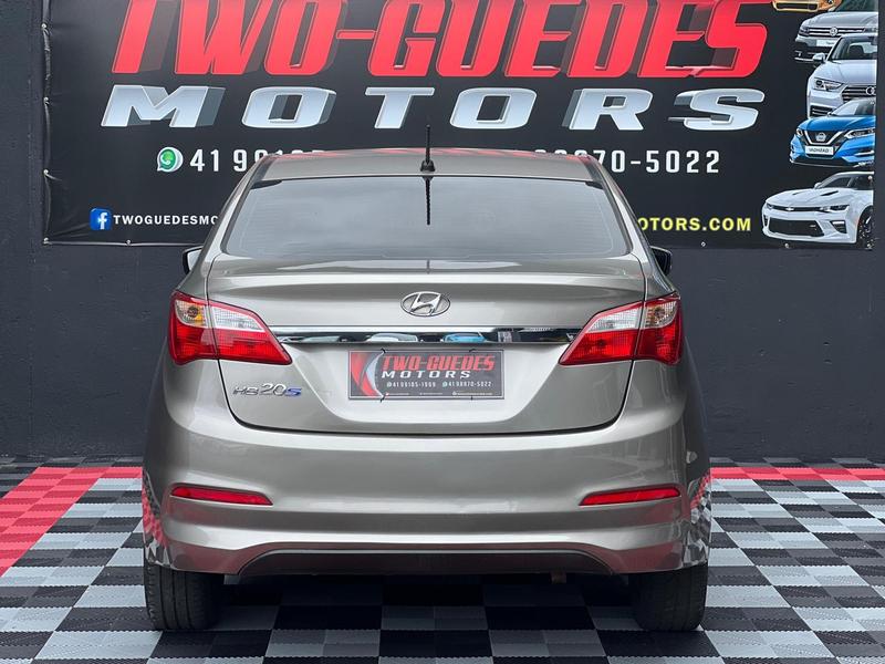 Hyundai HB20S 1.0 Confort Plus 12V Flex 4P Manual - foto 8
