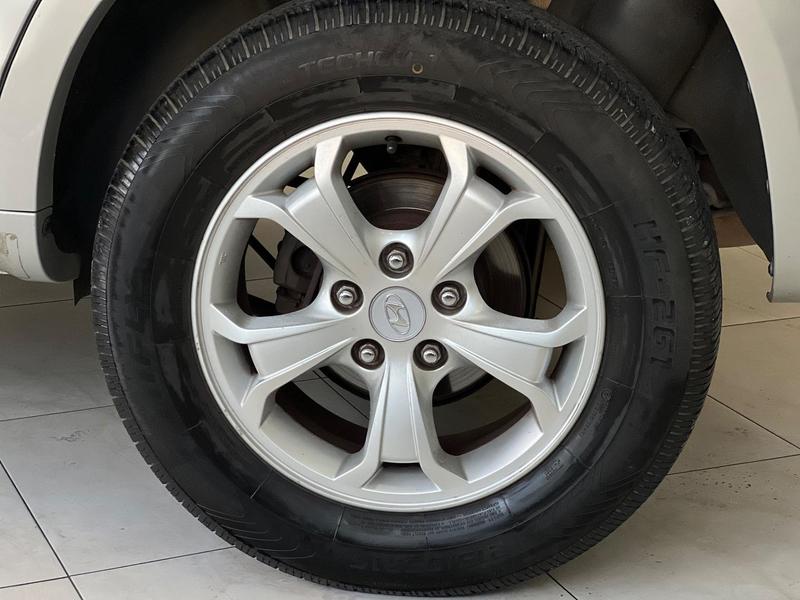 Hyundai Tucson Glsb - foto 11