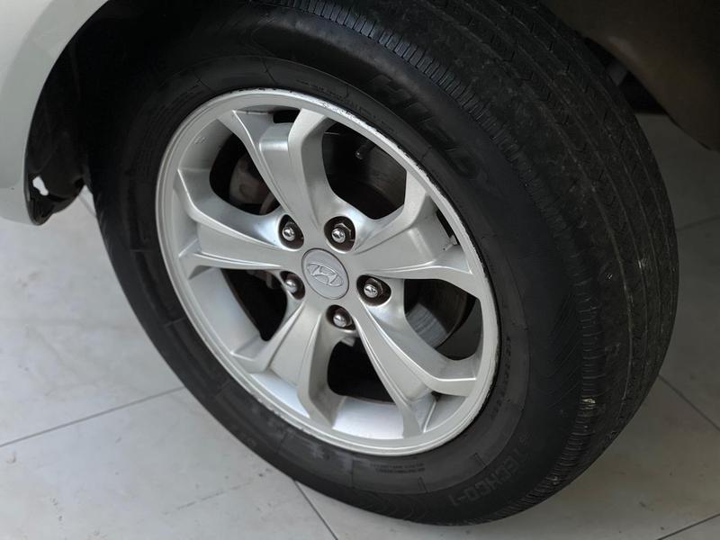 Hyundai Tucson Glsb - foto 10
