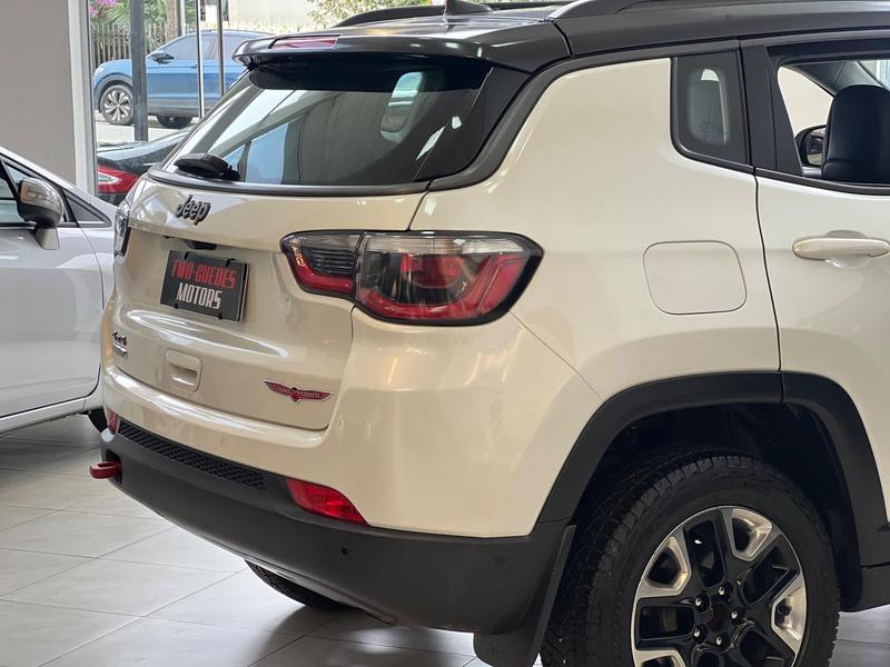 Jeep Compass Trailhawk D - foto 8