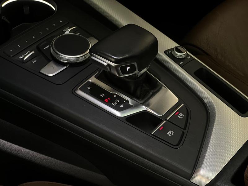 Audi A4 2.0 TFSI - foto 18