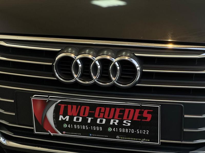 Audi A4 2.0 TFSI - foto 4