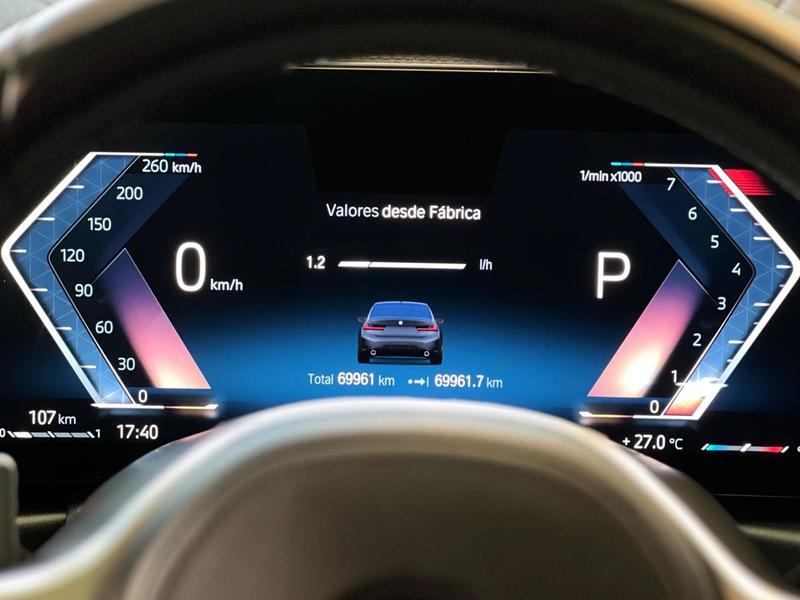 BMW 320i M Sport Flex - foto 19