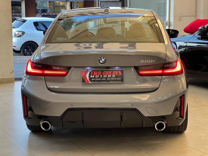 BMW 320i M Sport Flex - foto 7