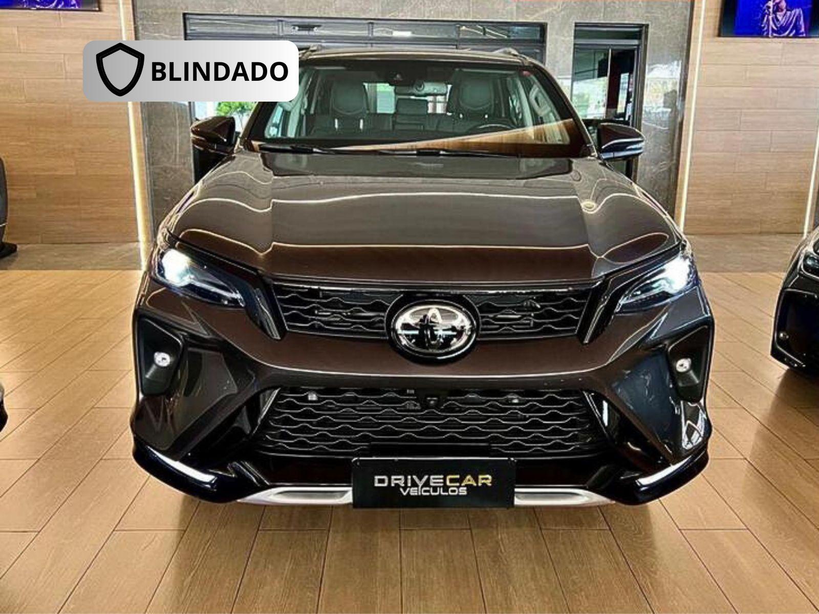 sw4 srx platinum 2026 blindado