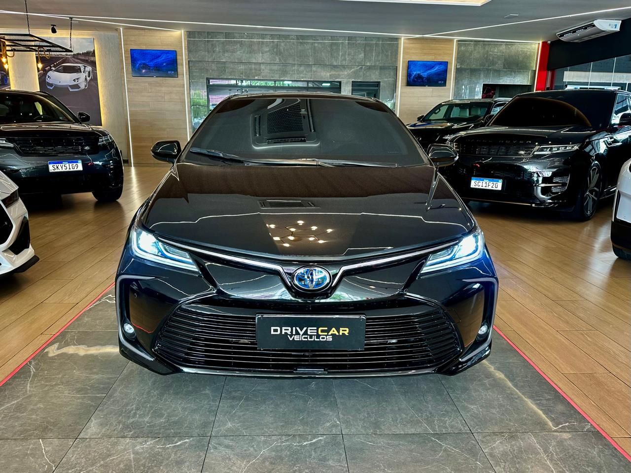 corola altis premium hibrido 2023 blindado