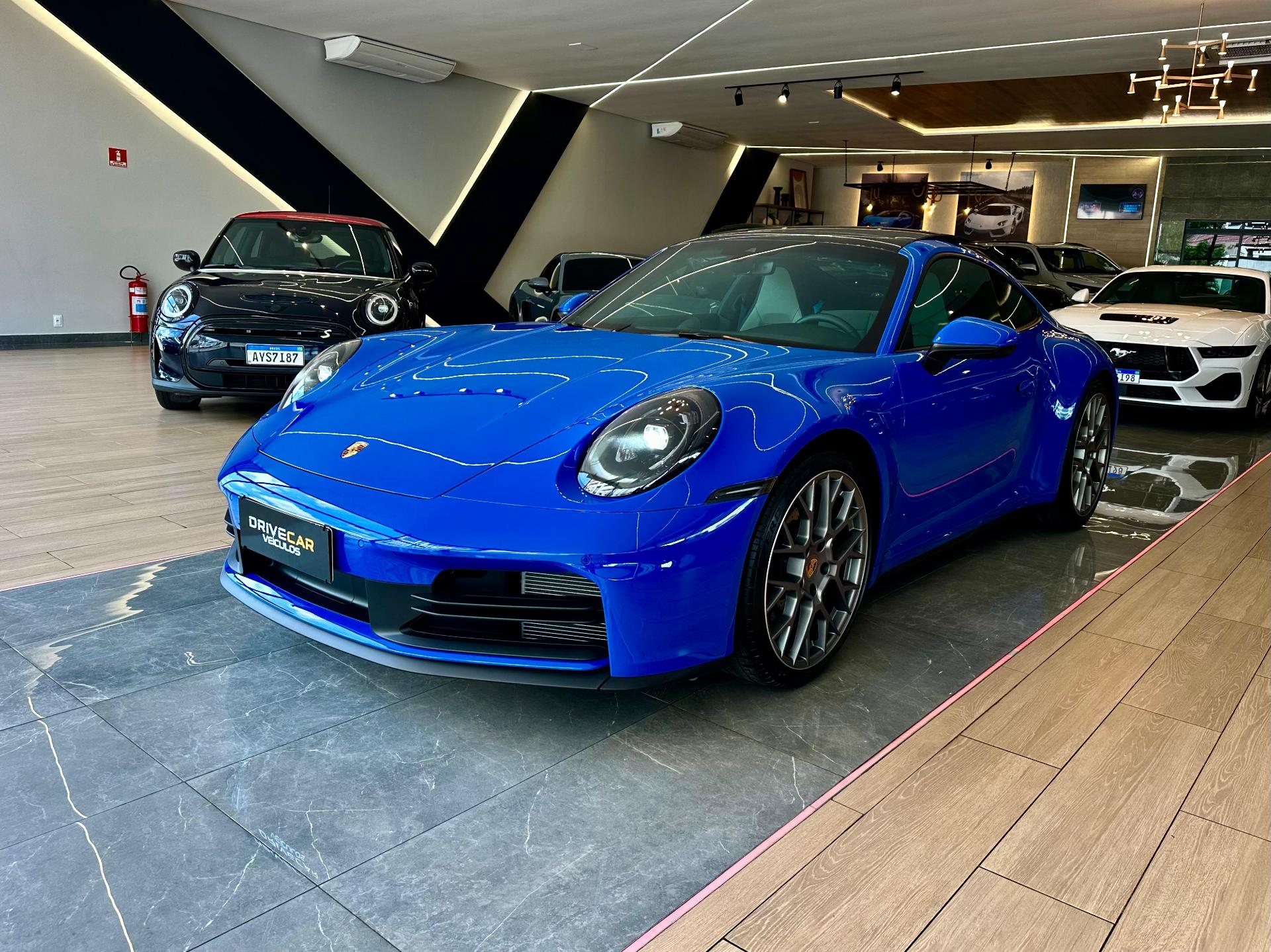 porsche 911 carrera 2025