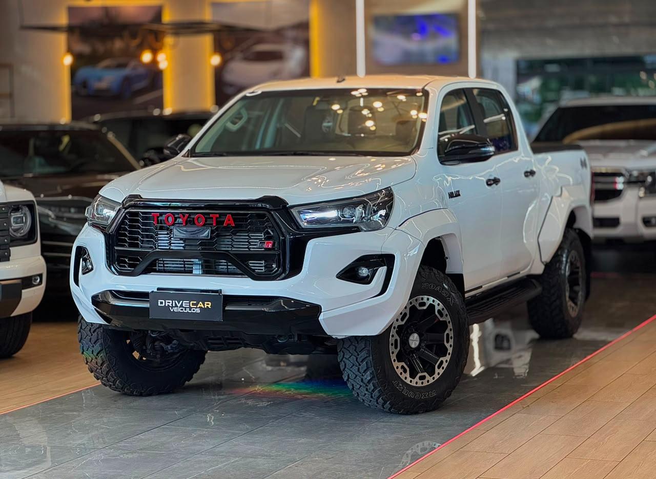 toyota hilux cdlowm4fd 2023
