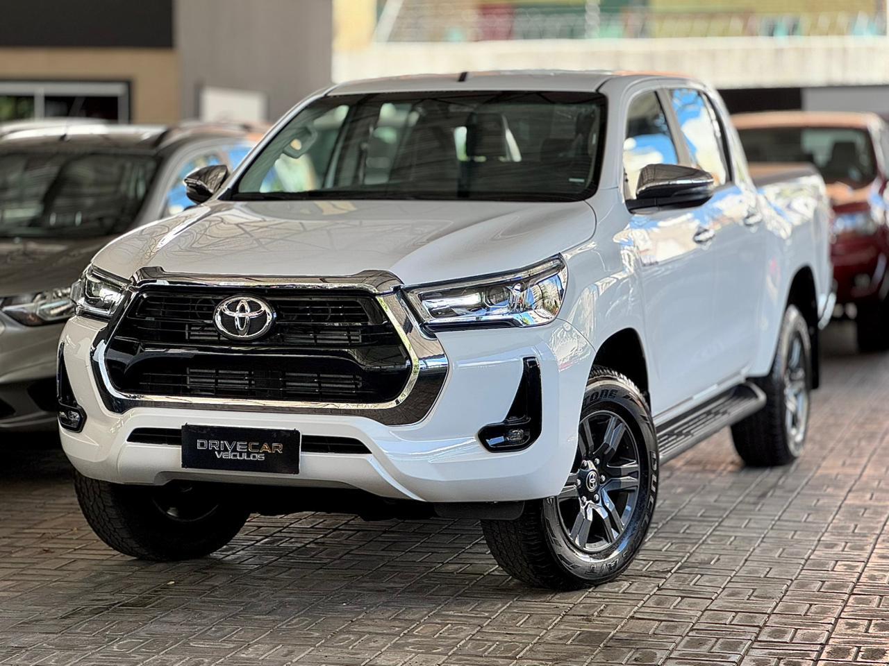 toyota hilux cdlowm4fd 2024
