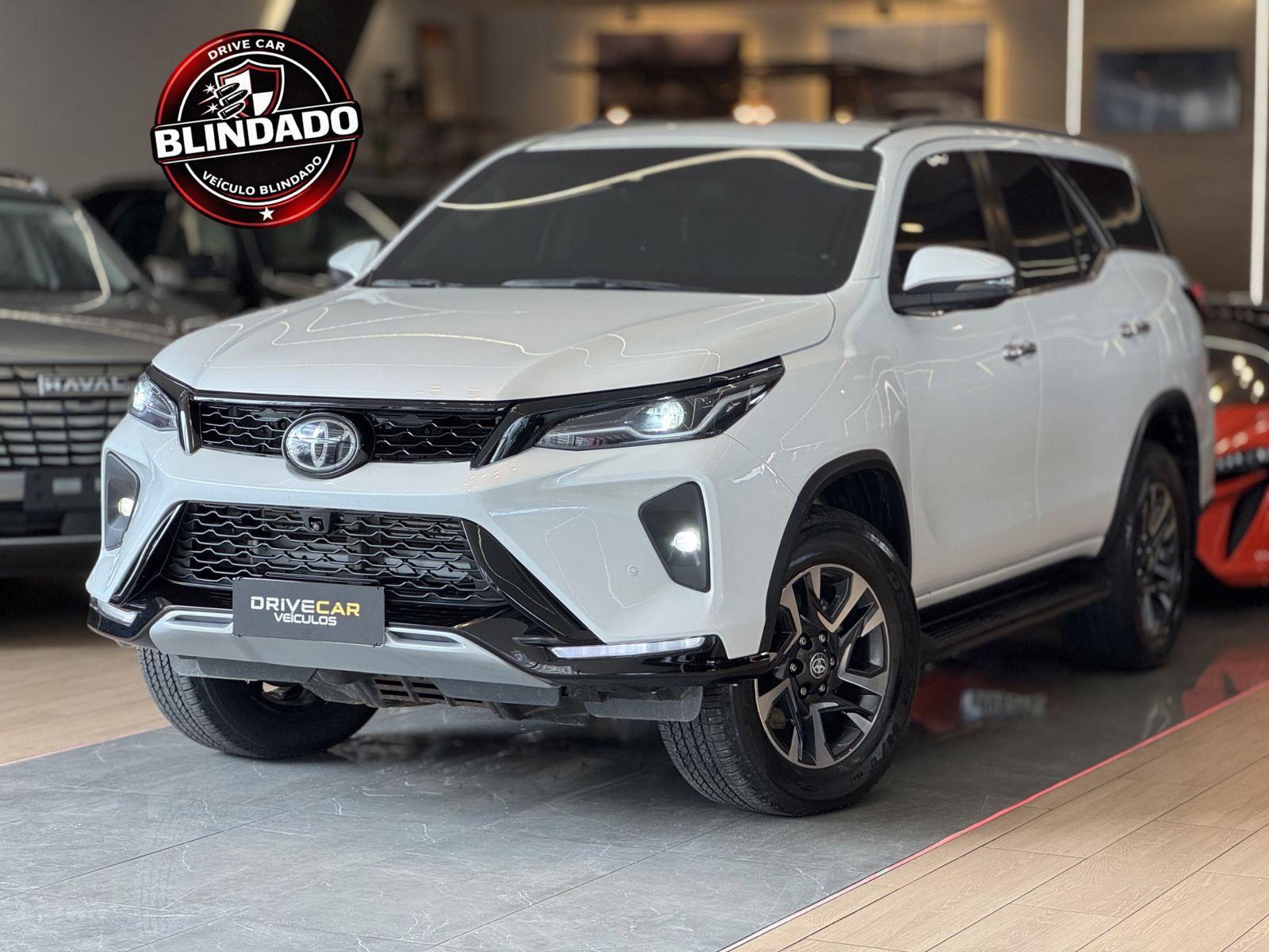toyota hilux sw4 srx 2024