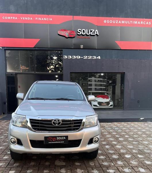 TOYOTA HILUX CD4X2 SR