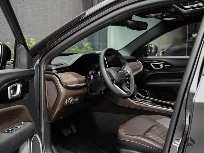 Jeep Commander Limited T270 1.3 Tb Flex Aut. - foto 17