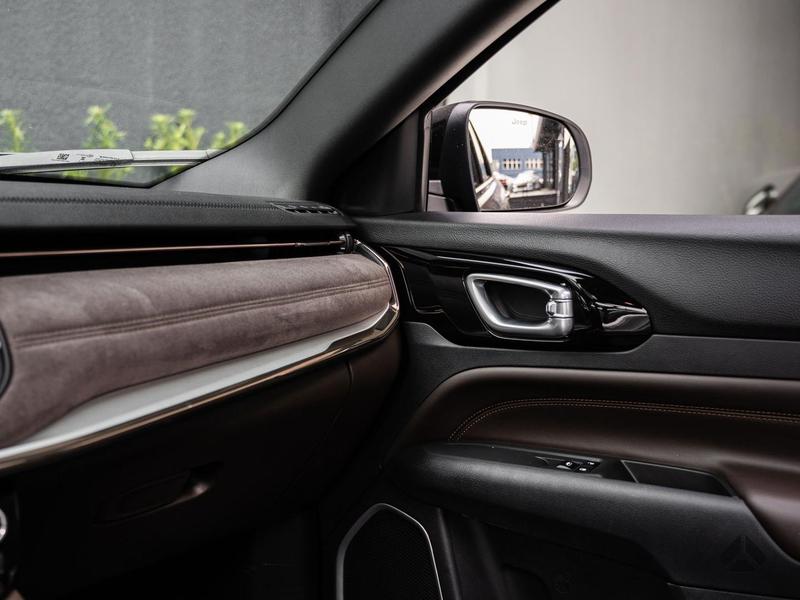 Jeep Commander Limited T270 1.3 Tb Flex Aut. - foto 13