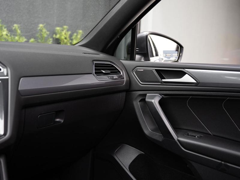 Volkswagen Tiguan Allspac Rline 350 TSI 2.0 4X4 - foto 11