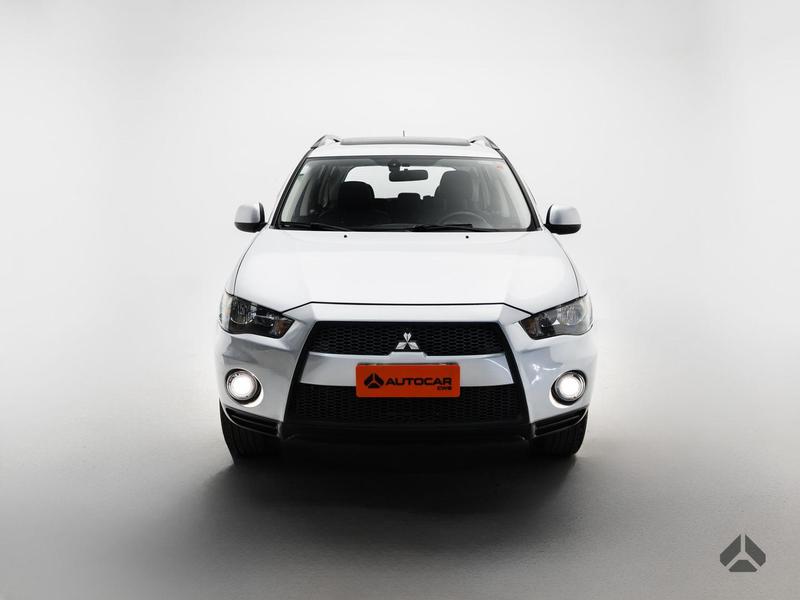 Mitsubishi Outlander 2.0 - foto 2