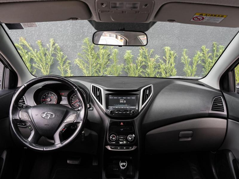 Hyundai HB20S 1.6 Premium 16V Flex 4P Automático - foto 11