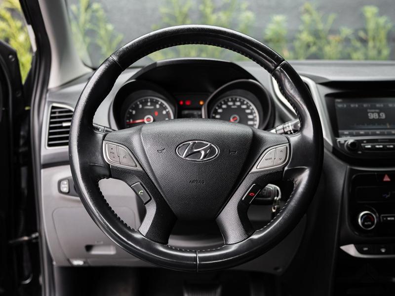 Hyundai HB20S 1.6 Premium 16V Flex 4P Automático - foto 6