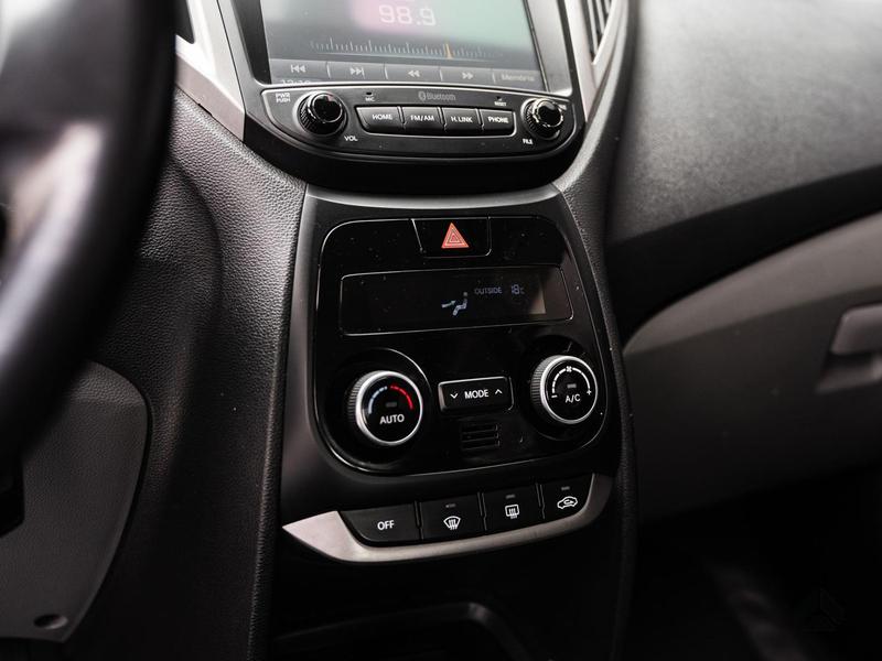 Hyundai HB20S 1.6 Premium 16V Flex 4P Automático - foto 8