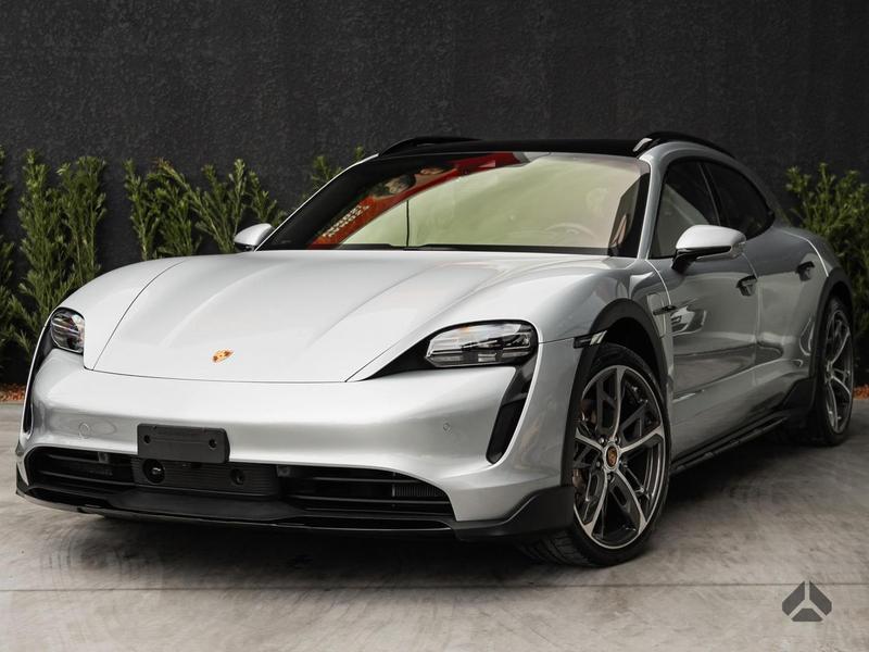 Porsche Taycan 2023 à venda