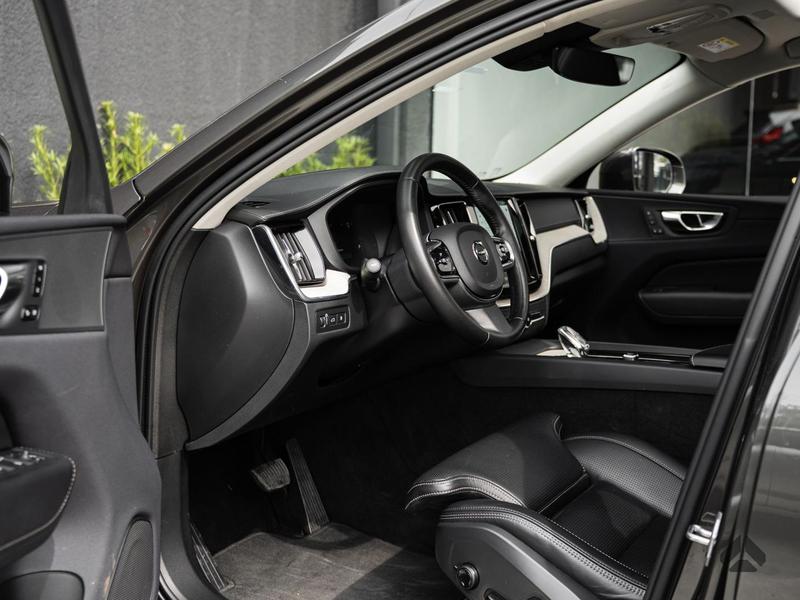 Volvo XC60 T8 Inscript - foto 17