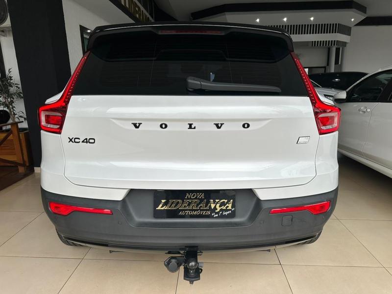 Volvo XC40 T 5 R Design 1.5 Fwd (híbrido) - foto 6